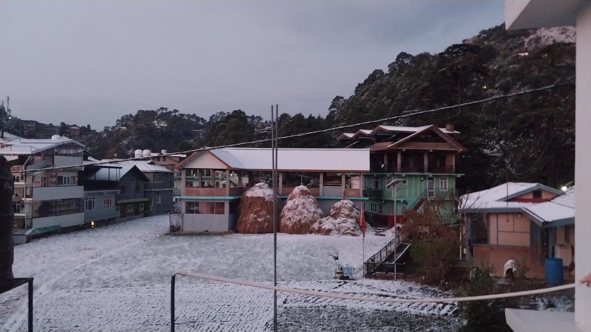 Keshav Niwas Homestay Shimla Eksteriør billede